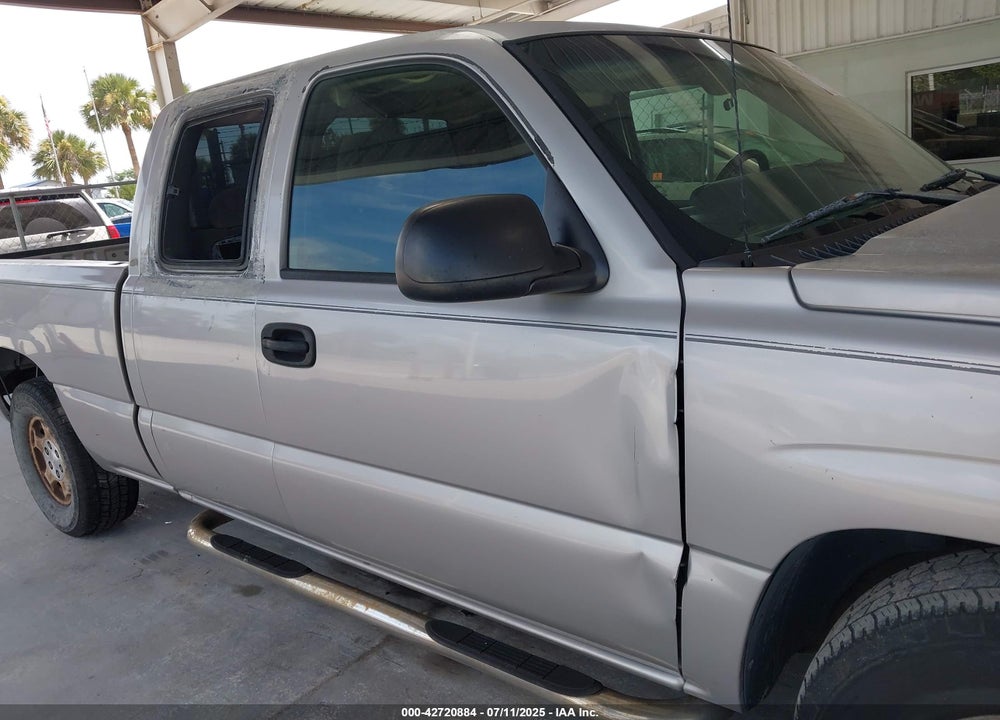 2004 CHEVROLET SILVERADO 1500 LS VIN: 2GCEC19TX41266443
