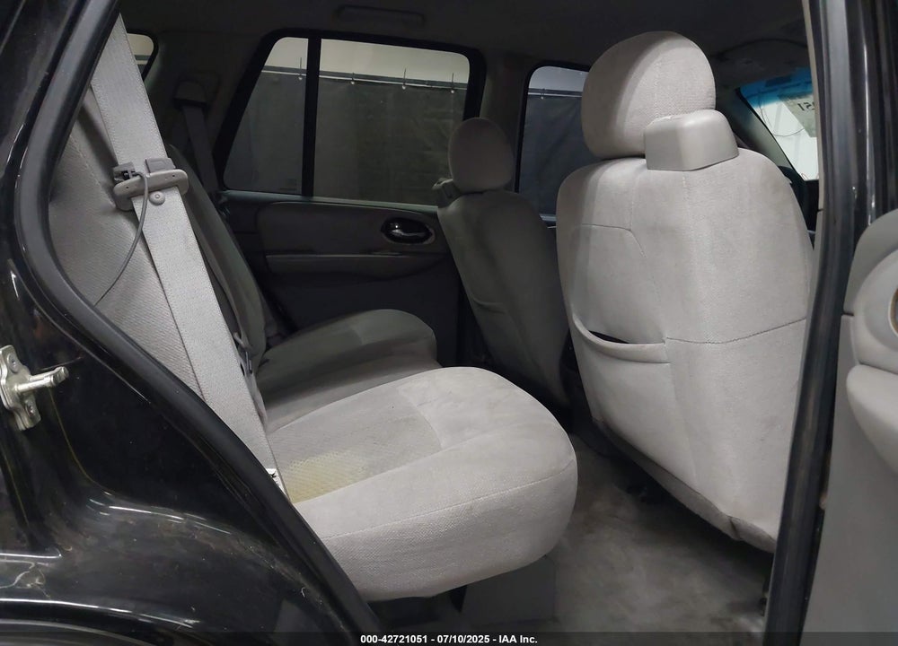 2008 CHEVROLET TRAILBLAZER VIN: 1GNDT13S882107414