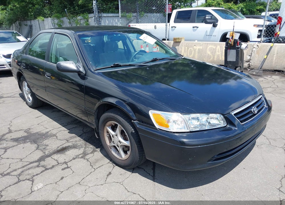 2001 TOYOTA CAMRY LE VIN: 4T1BG22K91U030554