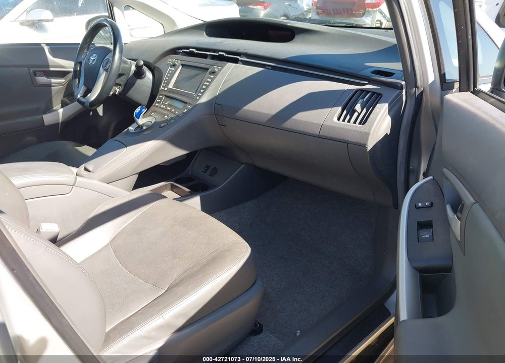 2011 TOYOTA PRIUS FOUR VIN: JTDKN3DUXB5340755
