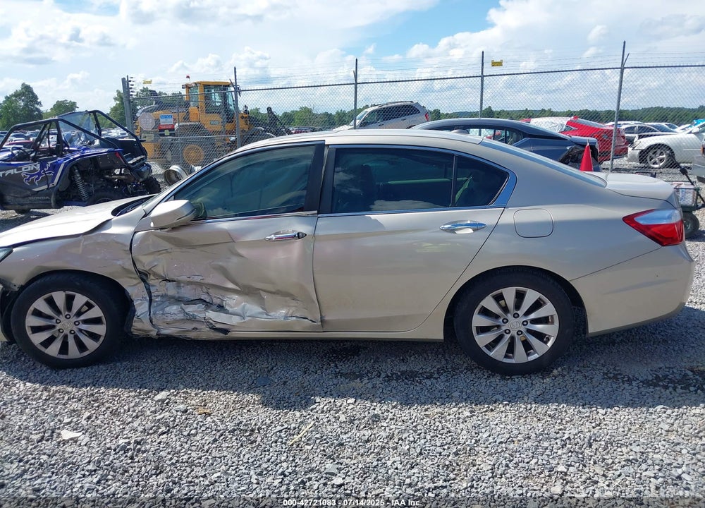 2013 HONDA ACCORD VIN: 1HGCR2F89DA219147