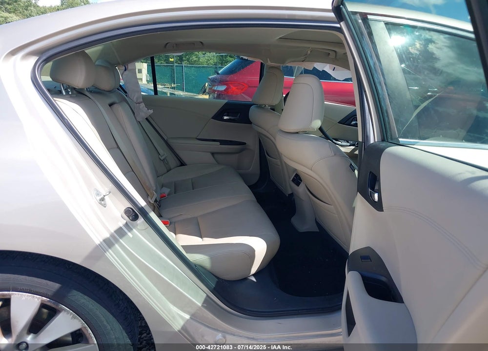 2013 HONDA ACCORD VIN: 1HGCR2F89DA219147