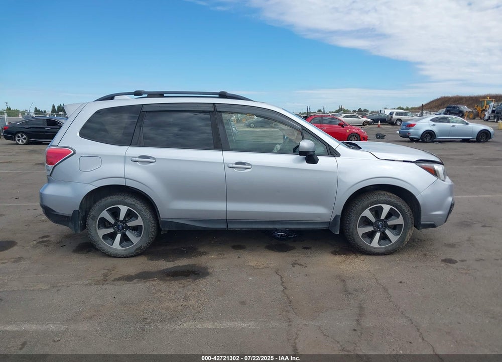 2017 SUBARU FORESTER VIN: JF2SJAEC3HH586898