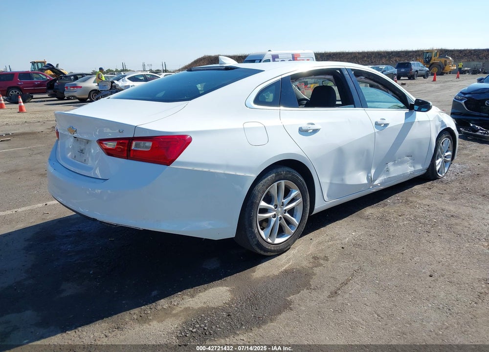 2018 CHEVROLET MALIBU VIN: 1G1ZD5ST8JF136609