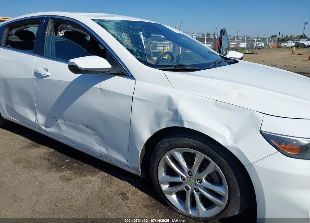 2018 CHEVROLET MALIBU VIN: 1G1ZD5ST8JF136609