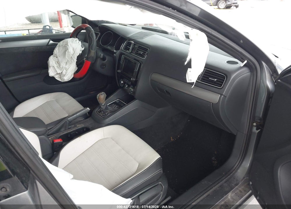 2017 VOLKSWAGEN JETTA VIN: 3VWD17AJ8HM297278