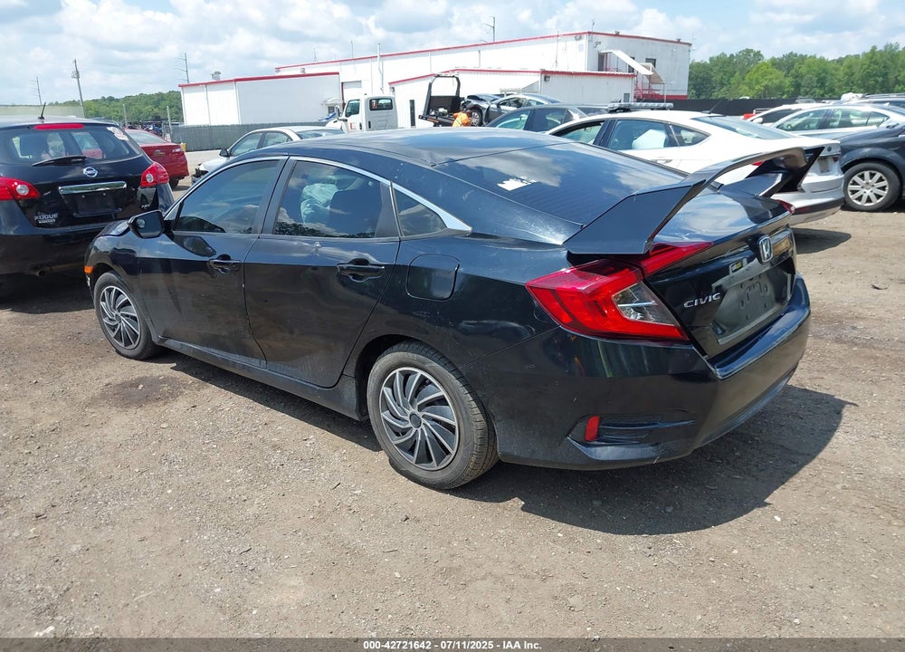2017 HONDA CIVIC VIN: 19XFC2F52HE209971