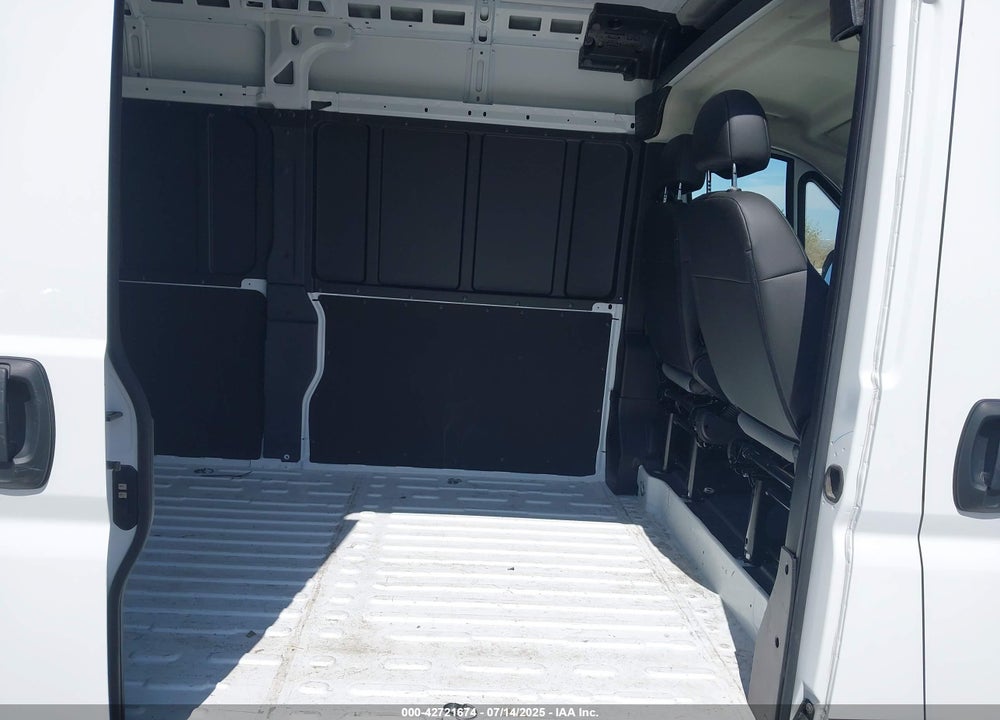 2025 RAM PROMASTER 3500 TRADESMAN HIGH ROOF 159 WB W/PASS SEAT VIN: 3C6MRVHG0SE549074