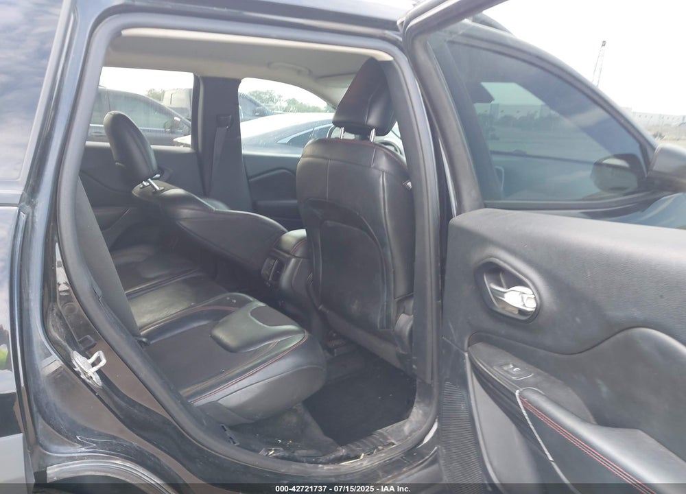 2014 JEEP CHEROKEE VIN: 1C4PJMBS8EW218595