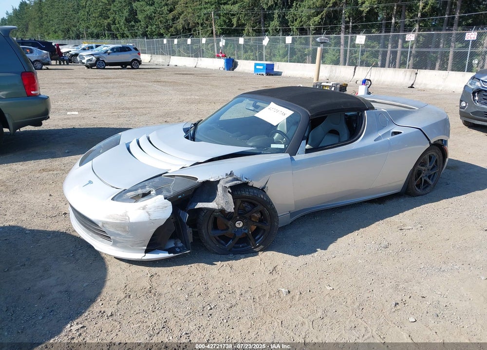 2011 TESLA ROADSTER VIN: 5YJRE1A39B1001382