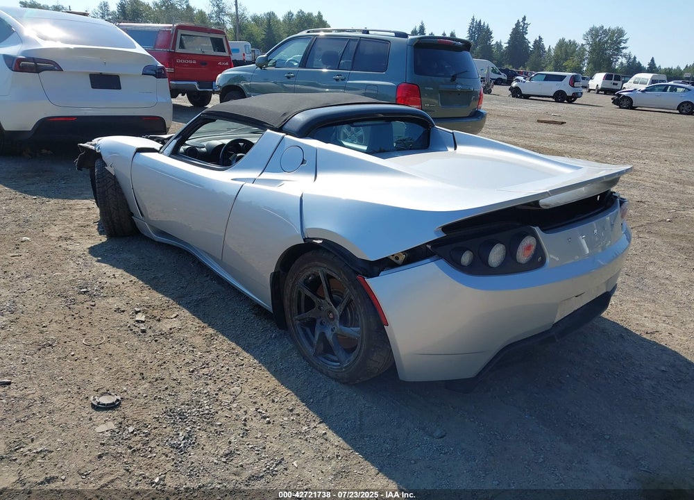 2011 TESLA ROADSTER VIN: 5YJRE1A39B1001382