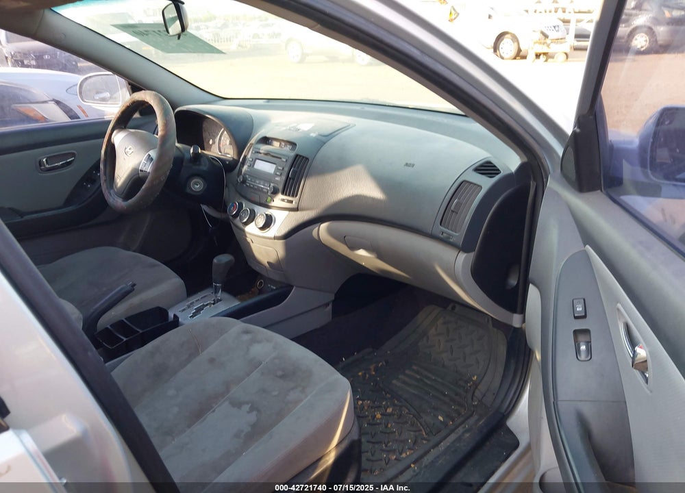 2010 HYUNDAI ELANTRA VIN: KMHDU4AD6AU070560