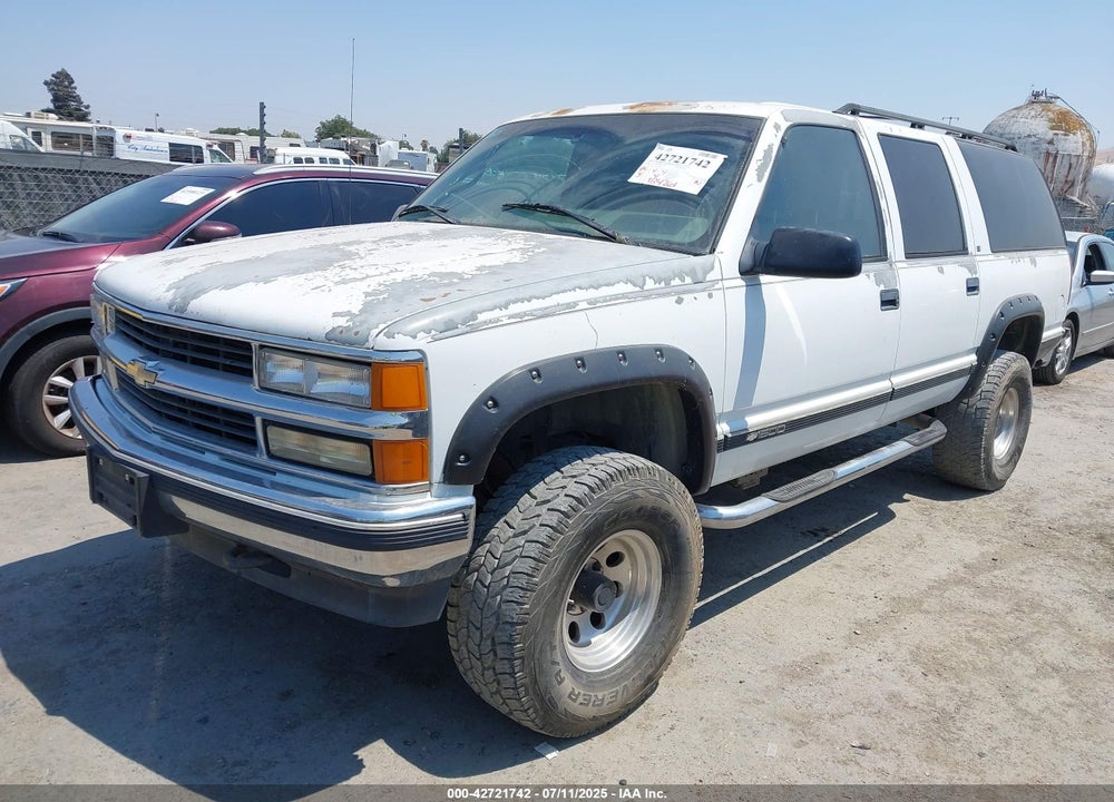 1996 CHEVROLET SUBURBAN K1500 VIN: 1GNFK16R1TJ393013