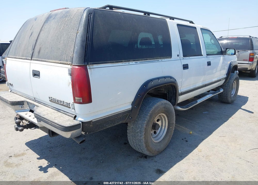 1996 CHEVROLET SUBURBAN K1500 VIN: 1GNFK16R1TJ393013