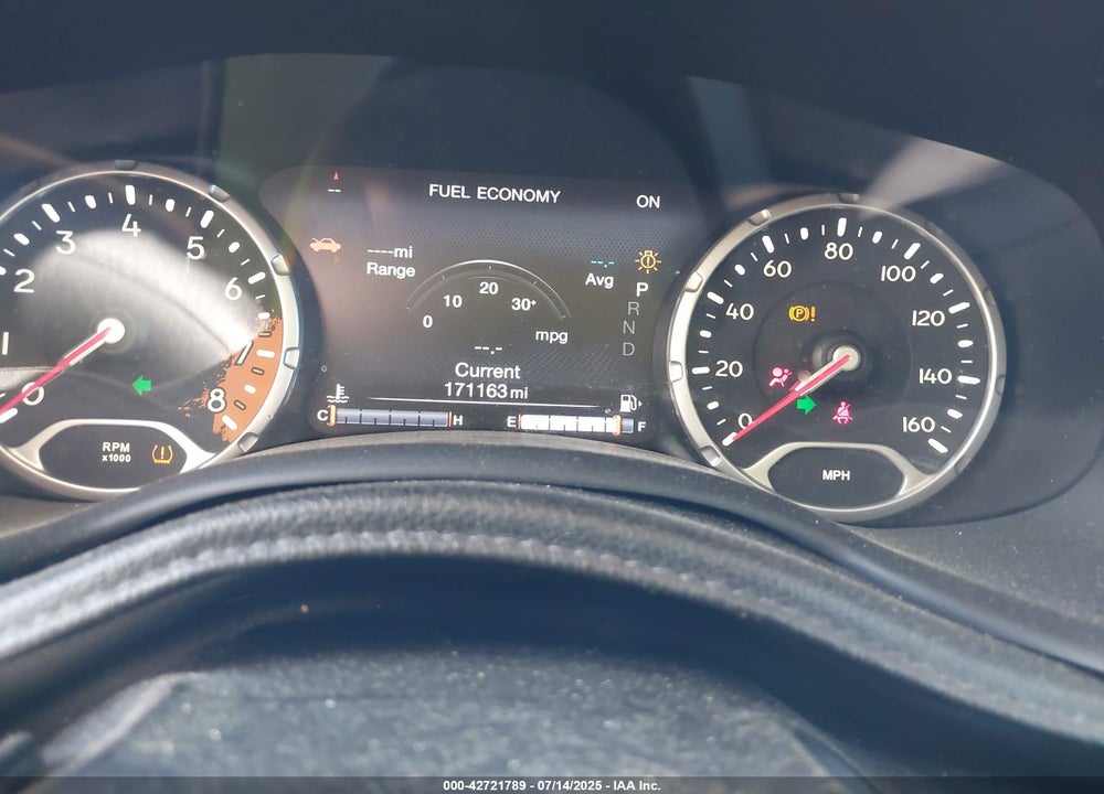 2016 JEEP RENEGADE LIMITED VIN: ZACCJADTXGPC88957