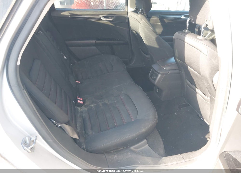 2014 FORD FUSION SE VIN: 1FA6P0H79E5378888
