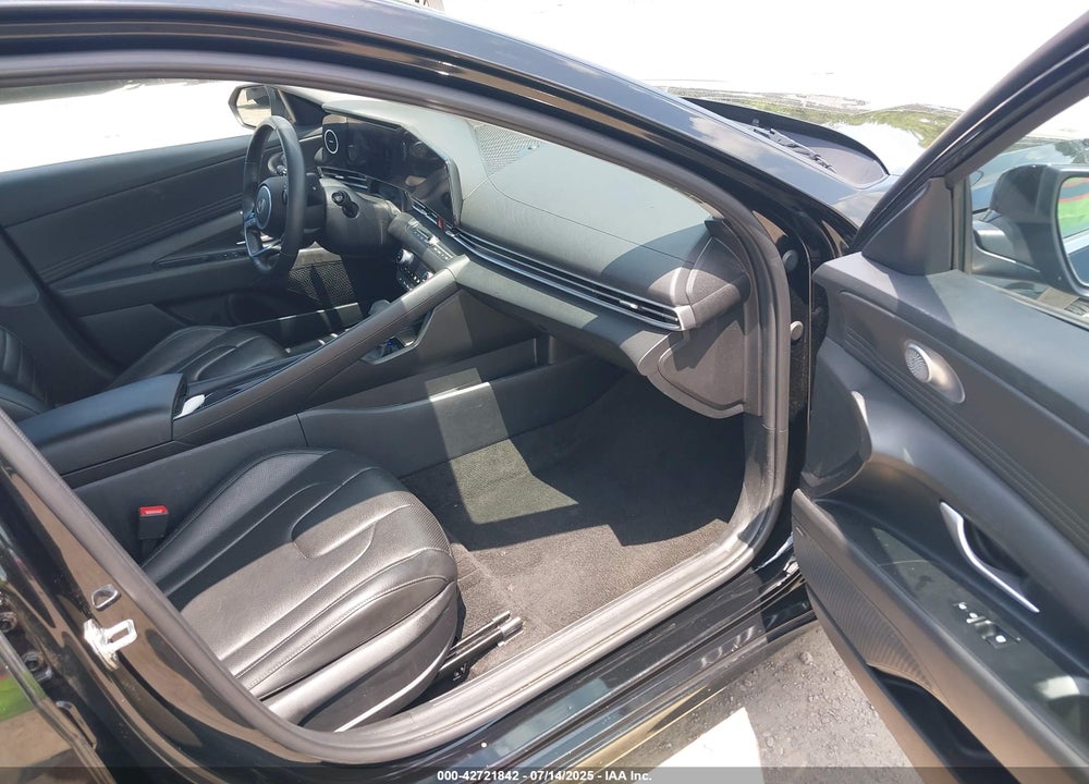 2024 HYUNDAI ELANTRA VIN: KMHLP4DG8RU715844