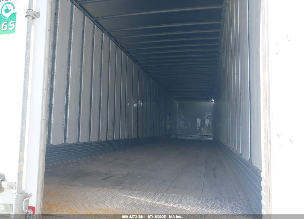 2022 UTILITY TRAILER MFG UNKNOWN VIN: 1UYVS2534N3496801