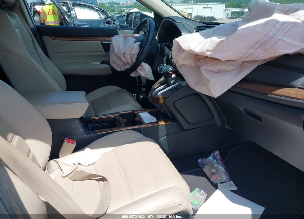 2018 HONDA CR-V VIN: 2HKRW2H8XJH690906