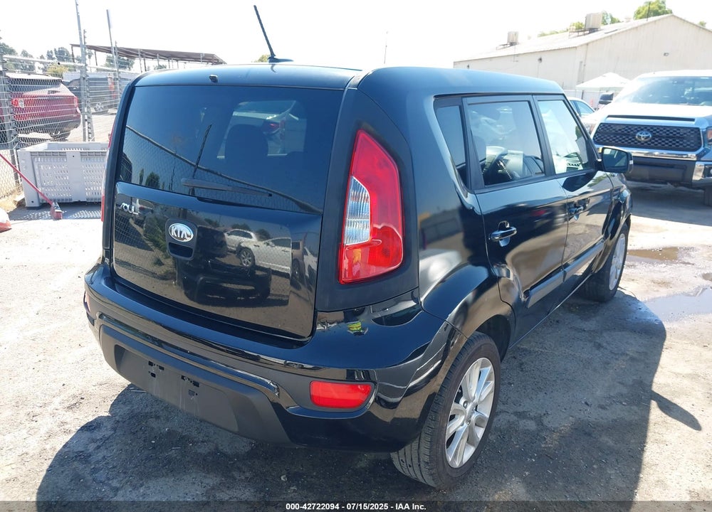 2013 KIA SOUL VIN: KNDJT2A65D7570065