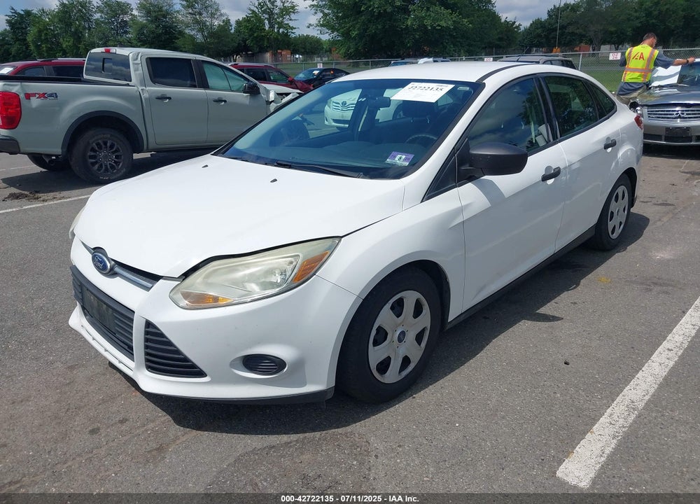 2014 FORD FOCUS VIN: 1FADP3E24EL112871