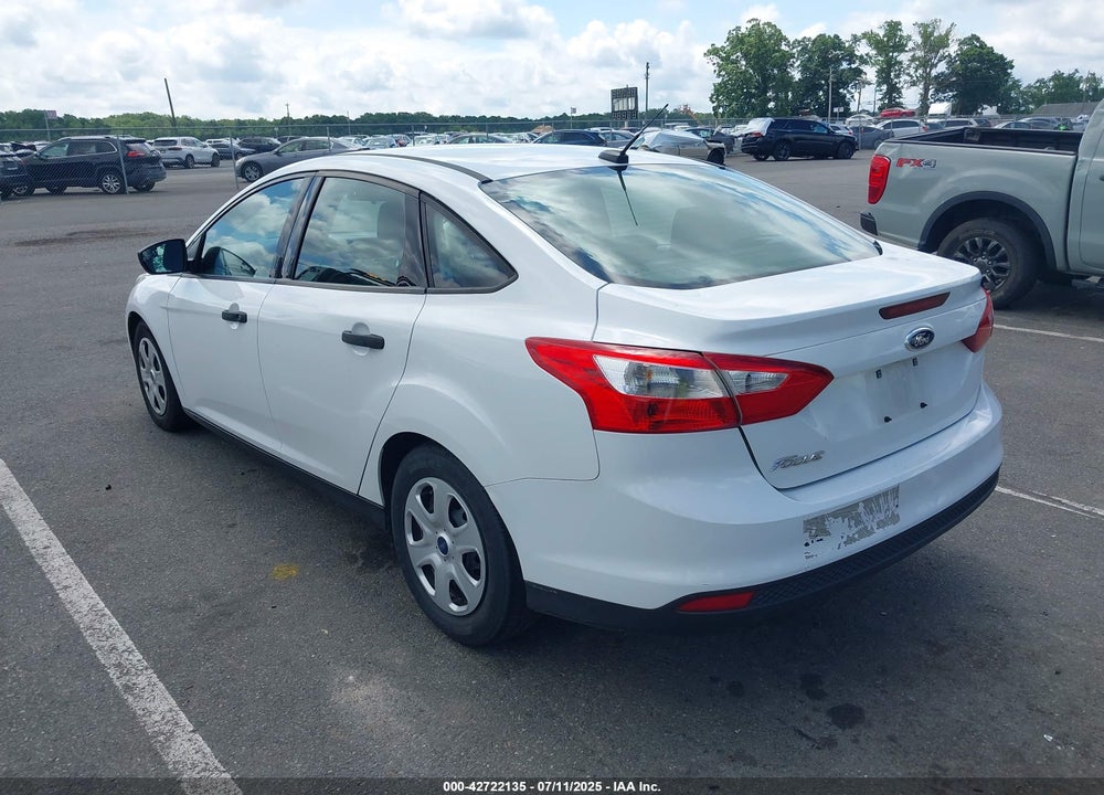 2014 FORD FOCUS VIN: 1FADP3E24EL112871