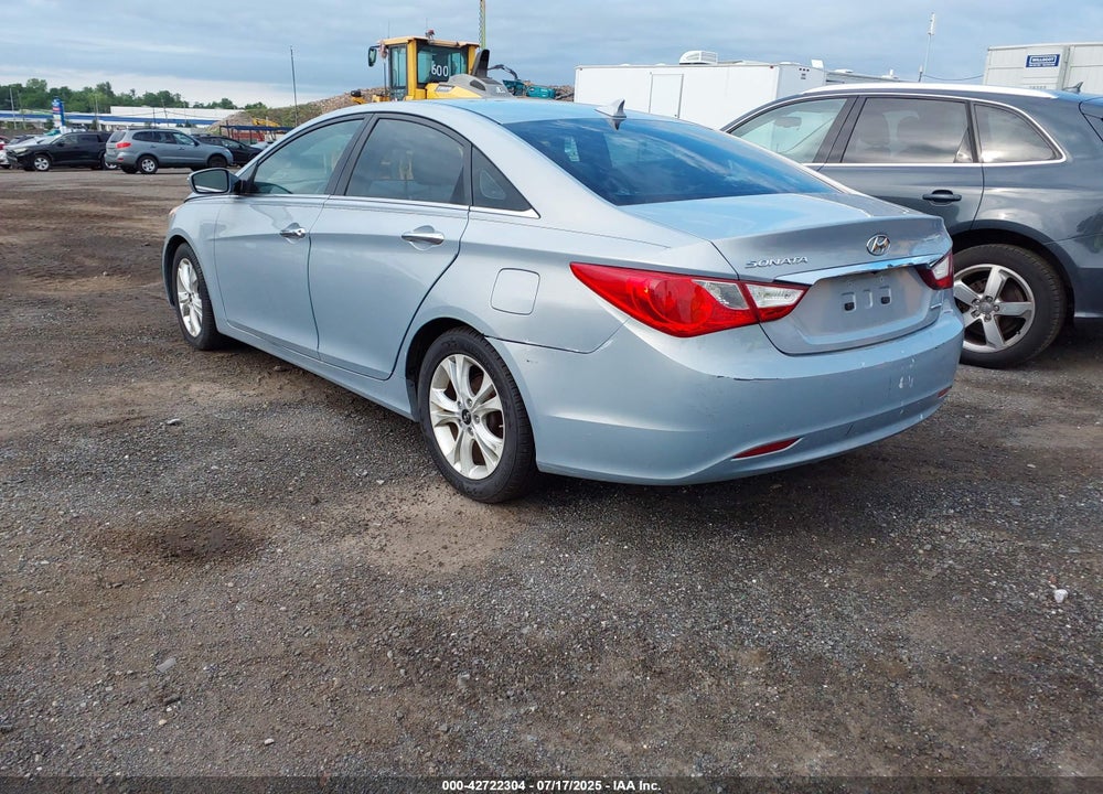 2011 HYUNDAI SONATA VIN: 5NPEC4AC5BH226134