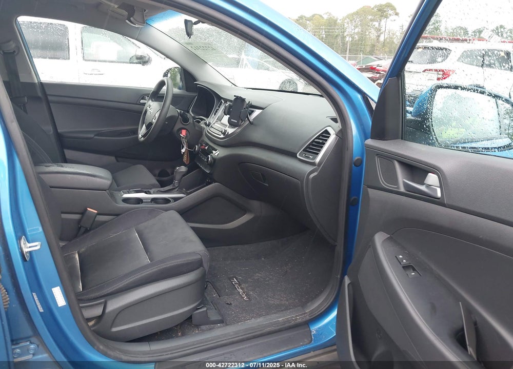 2016 HYUNDAI TUCSON VIN: KM8J3CA47GU158378