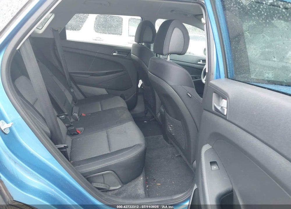 2016 HYUNDAI TUCSON VIN: KM8J3CA47GU158378