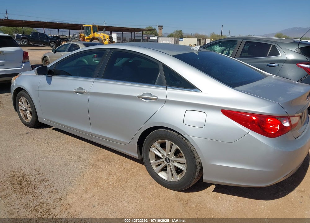 2013 HYUNDAI SONATA VIN: 5NPEB4AC9DH602856