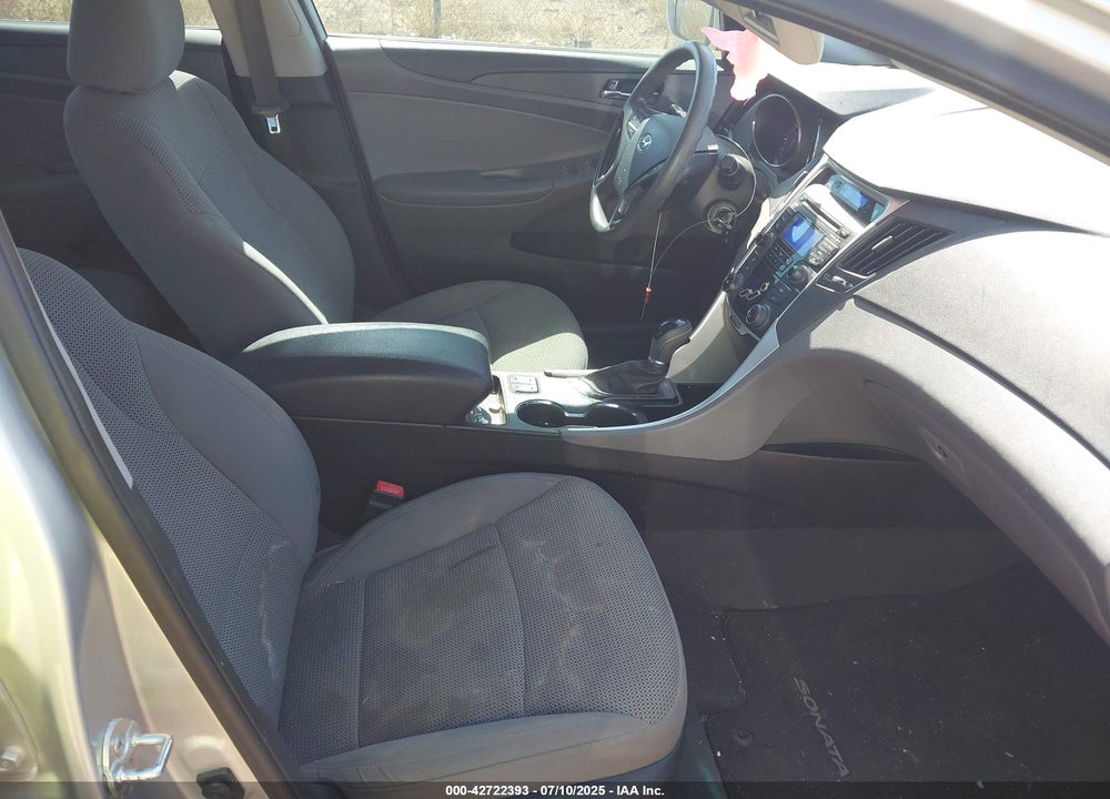 2013 HYUNDAI SONATA VIN: 5NPEB4AC9DH602856