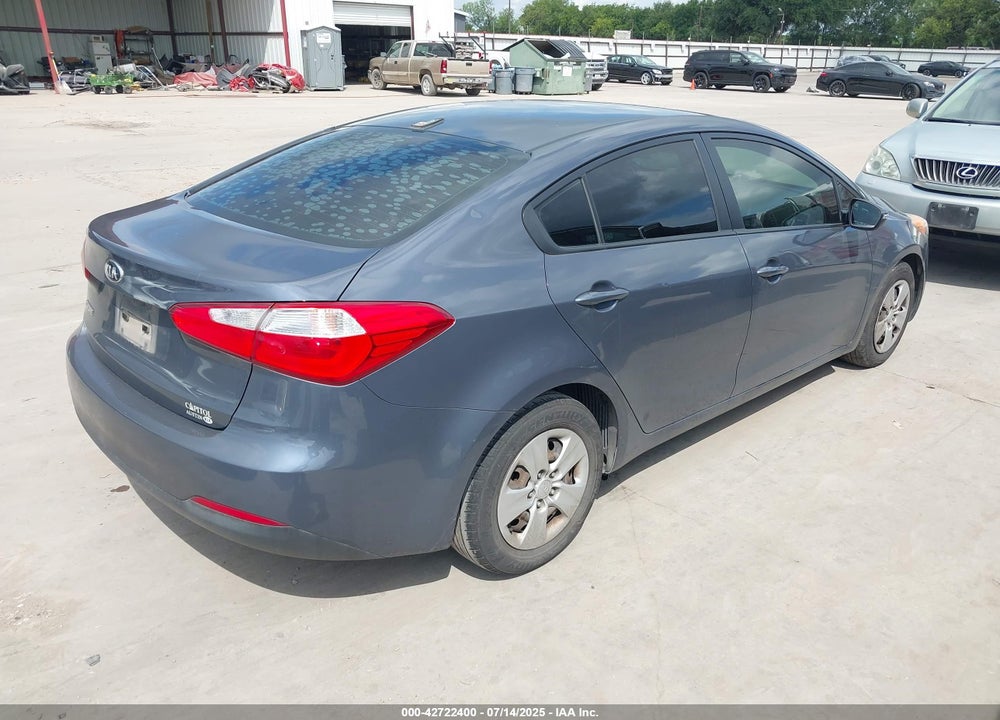 2015 KIA FORTE VIN: KNAFX4A62F5338802