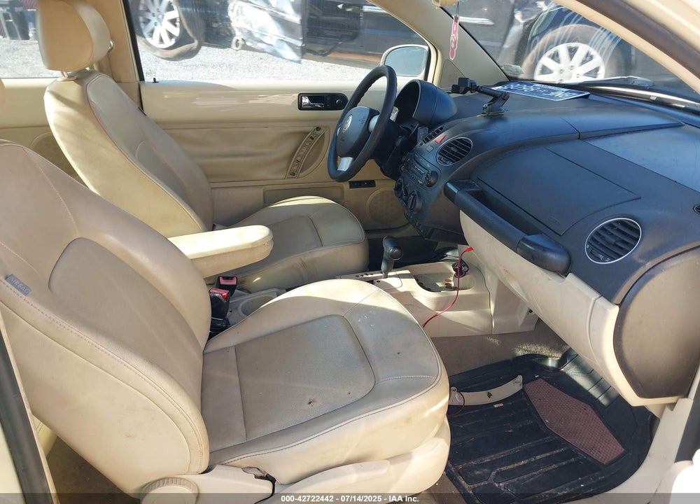 2007 VOLKSWAGEN BEETLE VIN: 3VWRW31C57M521929