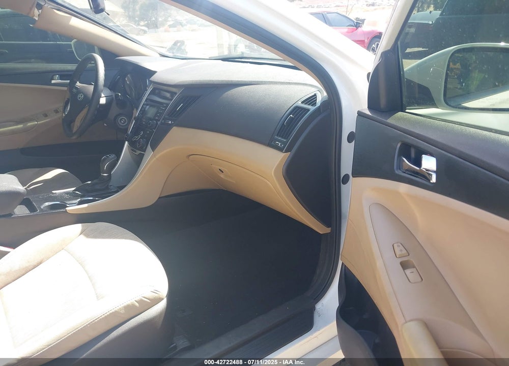 2013 HYUNDAI SONATA VIN: 5NPEB4AC2DH669086