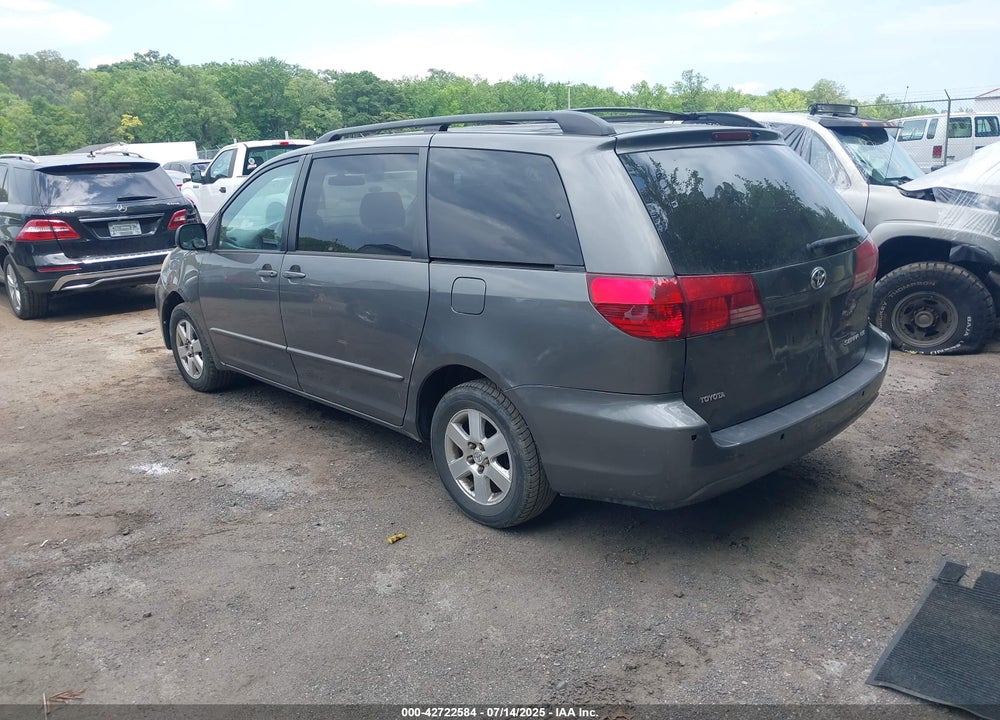 2005 TOYOTA SIENNA VIN: 5TDZA23C05S266922