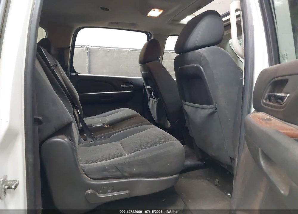 2007 GMC YUKON XL VIN: 1GKFK16397J255041