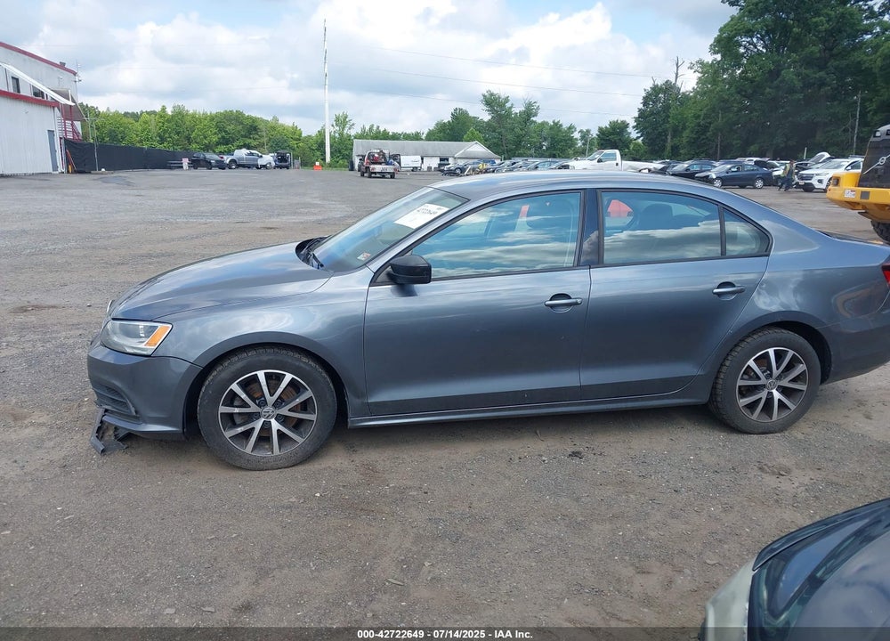 2016 VOLKSWAGEN JETTA VIN: 3VWD67AJ6GM286800