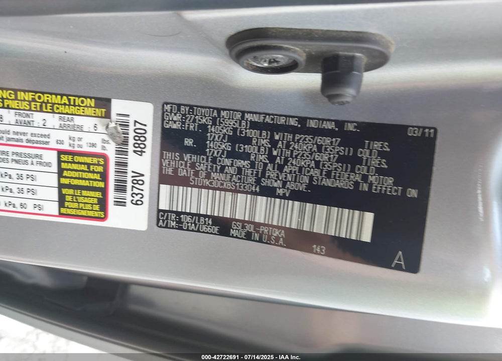 2011 TOYOTA SIENNA VIN: 5TDYK3DCXBS133044