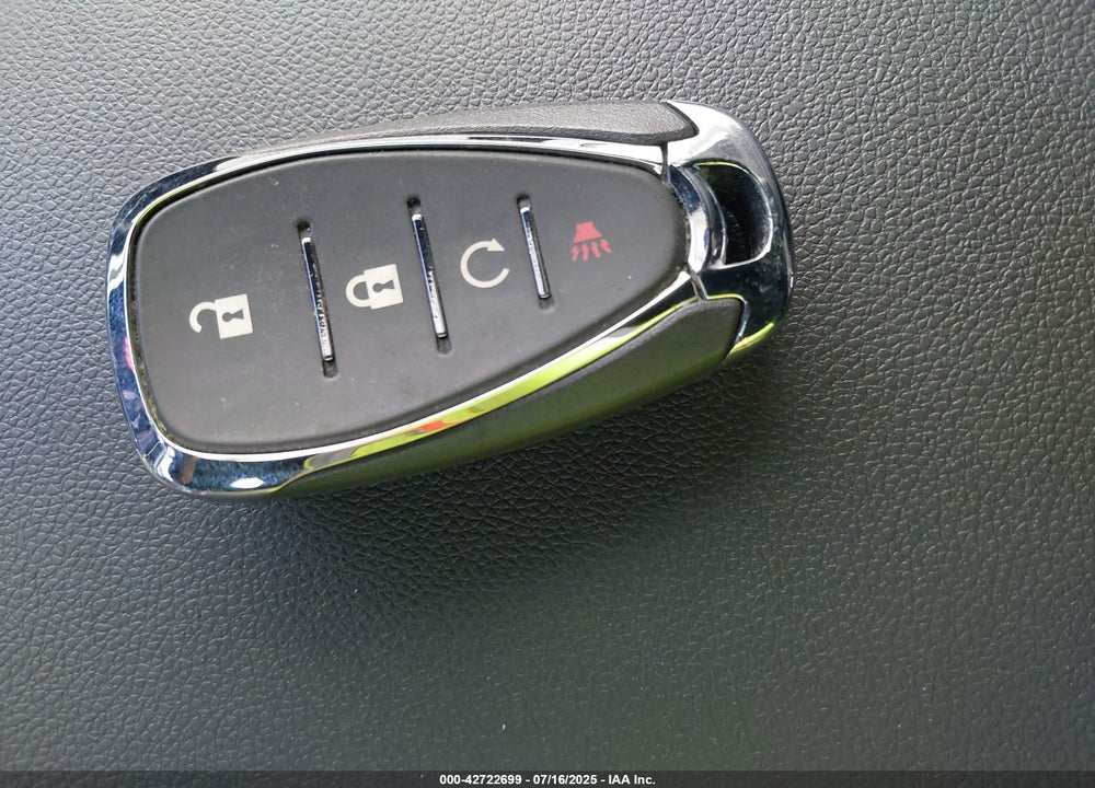 2025 CHEVROLET TRAX VIN: KL77LHEP4SC085546