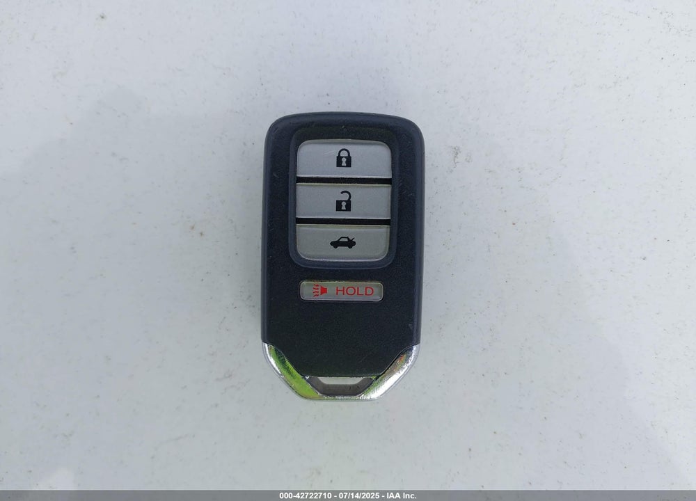2013 HONDA ACCORD VIN: 1HGCR2F83DA049089