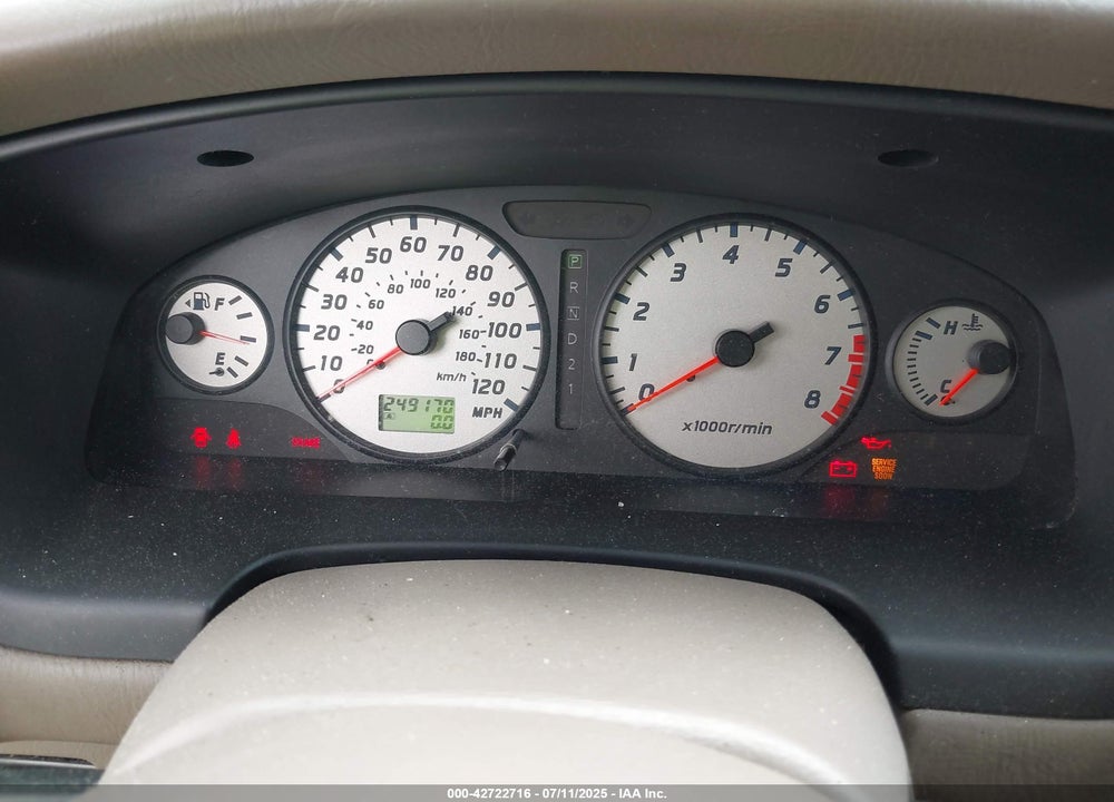 2003 NISSAN PATHFINDER SE VIN: JN8DR09X03W712568