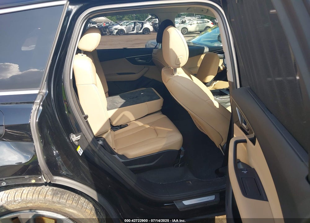 2021 AUDI Q7 VIN: WA1VXAF71MD030399