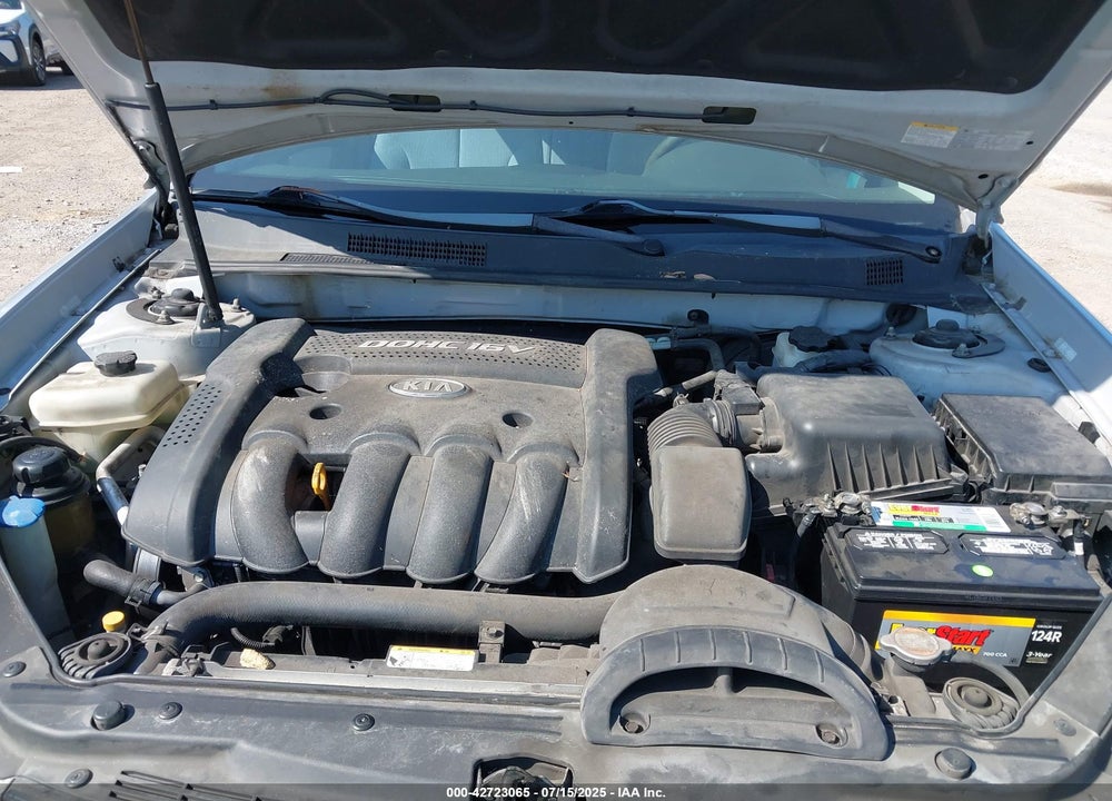 2008 KIA OPTIMA LX VIN: KNAGE123285238098