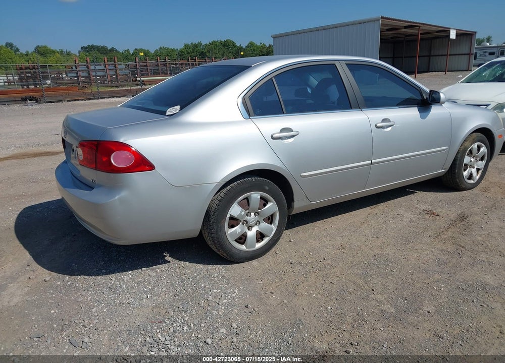 2008 KIA OPTIMA LX VIN: KNAGE123285238098