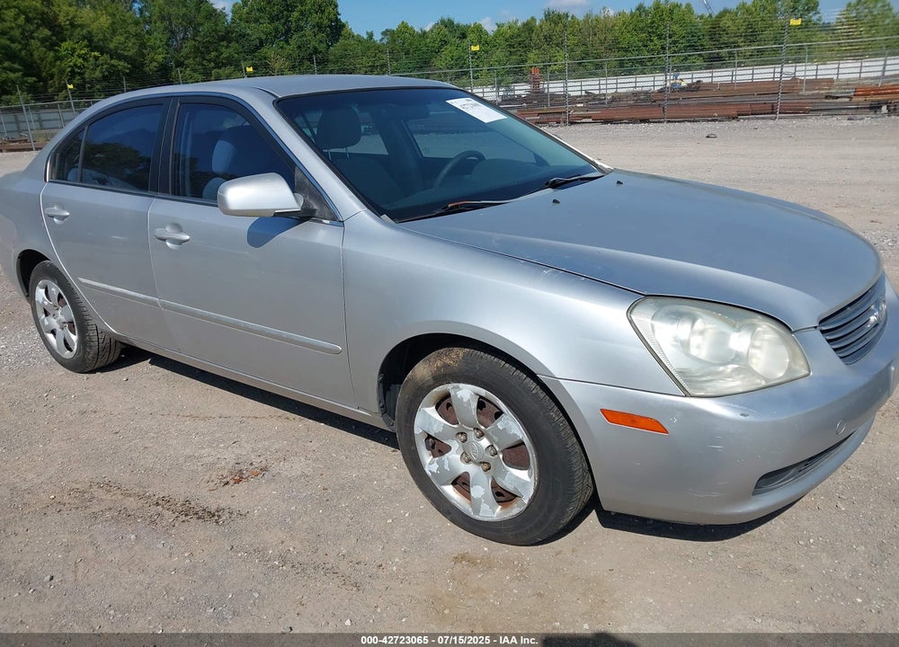 2008 KIA OPTIMA LX VIN: KNAGE123285238098