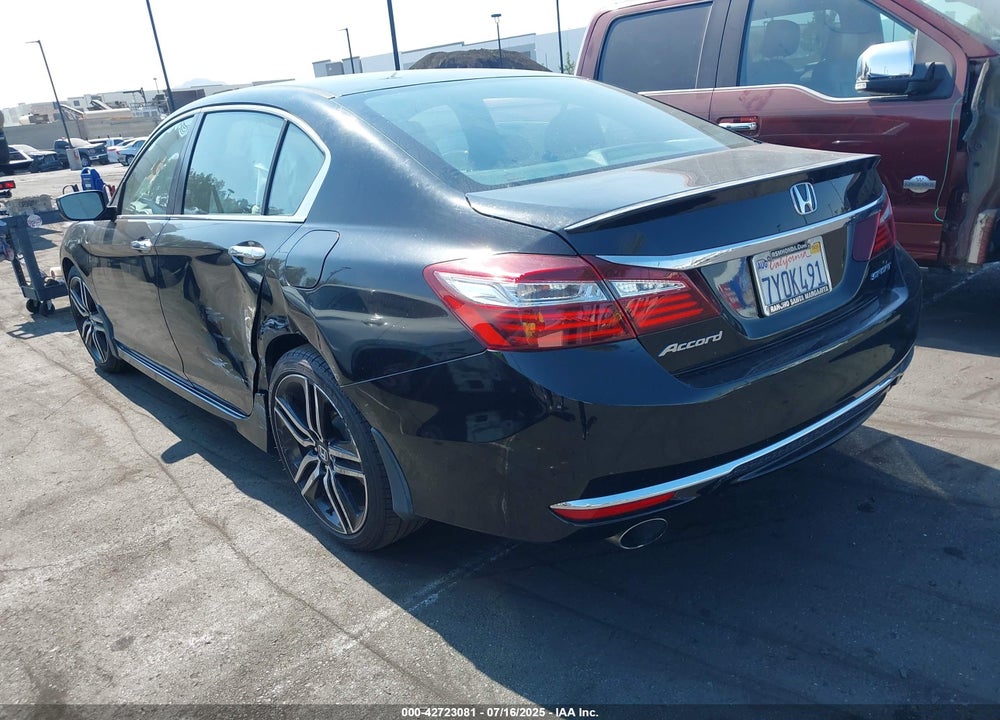 2016 HONDA ACCORD VIN: 1HGCR2F58GA186930