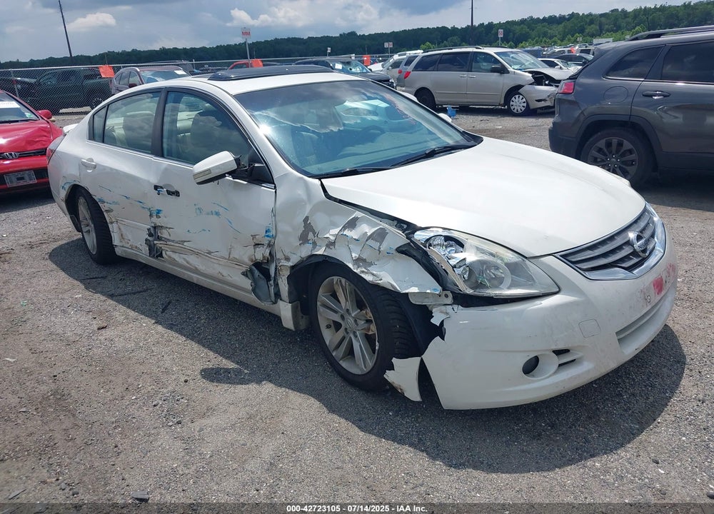 2011 NISSAN ALTIMA 3.5 SR VIN: 1N4BL2AP2BN480982