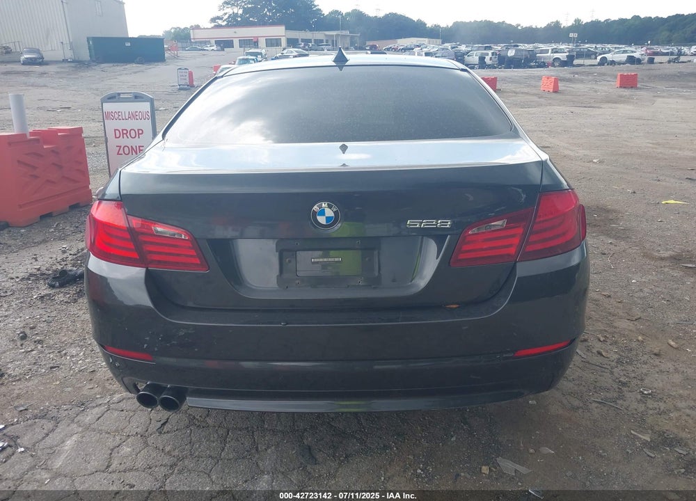 2011 BMW 5 SERIES VIN: WBAFR1C52BC260394