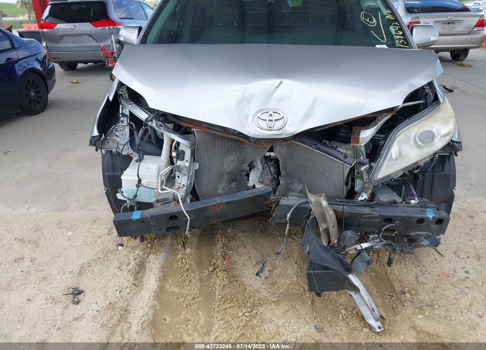 2016 TOYOTA SIENNA VIN: 5TDDK3DC8GS139642