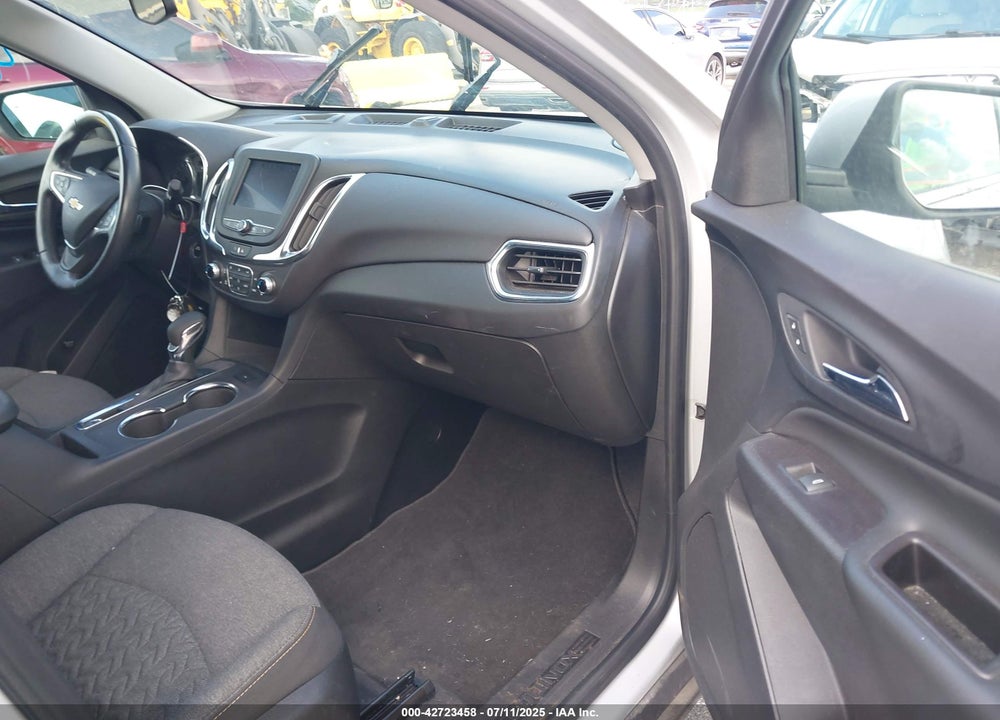 2022 CHEVROLET EQUINOX VIN: 2GNAXJEV3N6134713